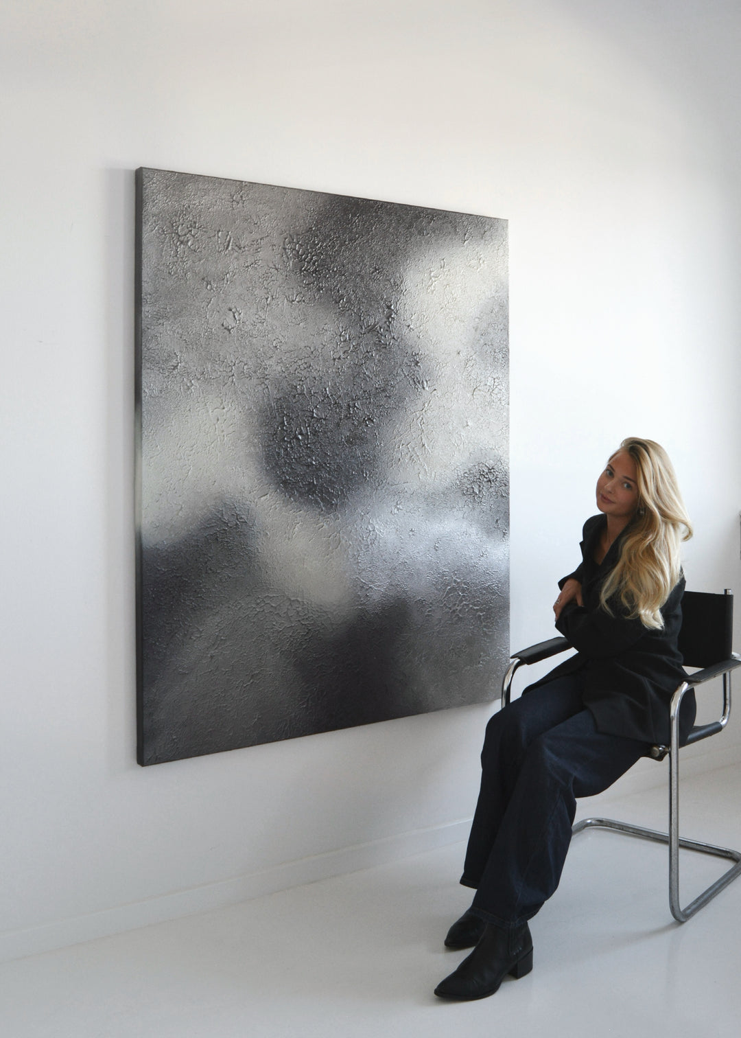 Olivia Juul Studio Kunst til væggen i Danmark. Abstrakt og minimalistisk kunst fra Kunstner Olivia Juul i rolige farver